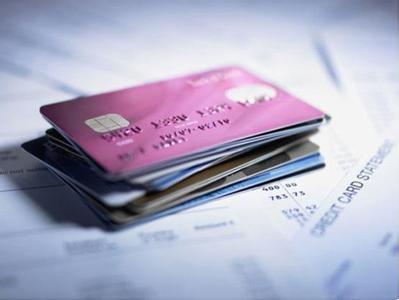 信用卡VS网贷，律师教您：应该先偿还哪个？