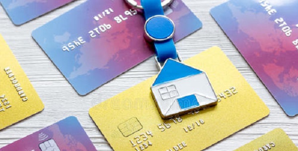 如何查看自己的信用卡是否已免年费？发现被扣年费怎么办？