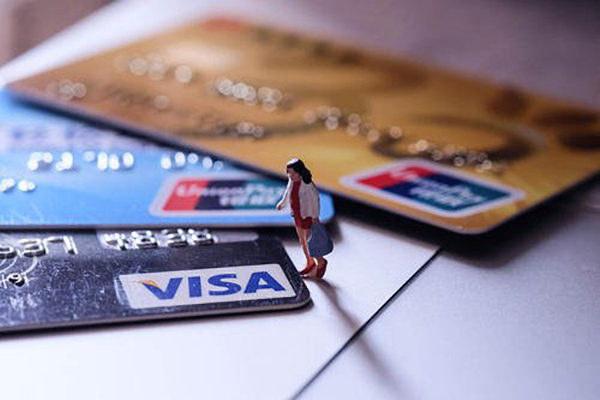 信用卡代偿业务是什么意思？它与信用卡代还的区别在哪？