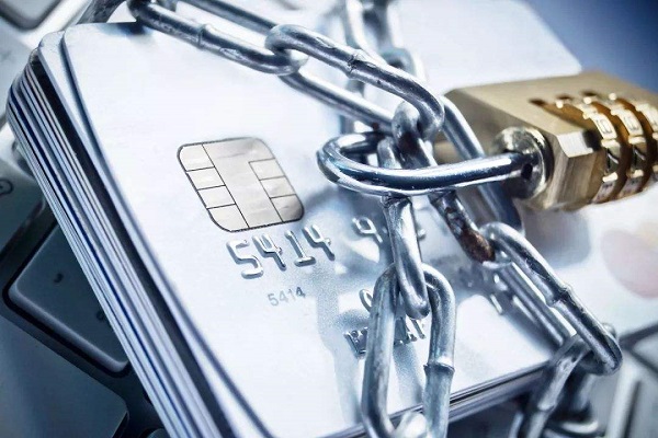 信用卡逾期办储蓄卡有影响吗？已有的储蓄卡会被冻结吗？